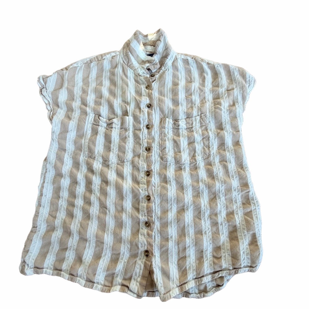 Weekend Women’s Lightweight Striped Button-Up Shirt - Cream & Taupe